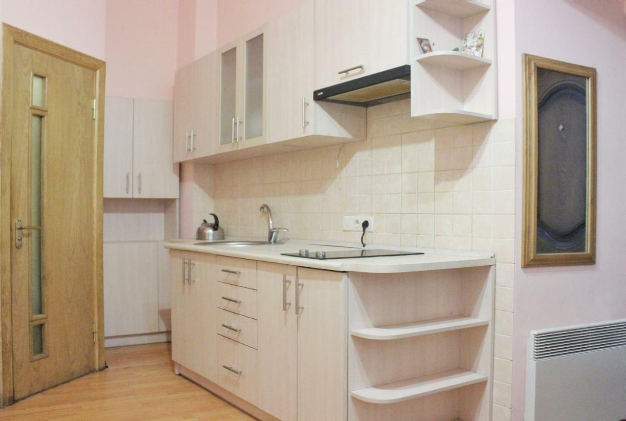 Квартира В Оренду По Вулиці Гавришкевича 10 Lviv Exteriör bild