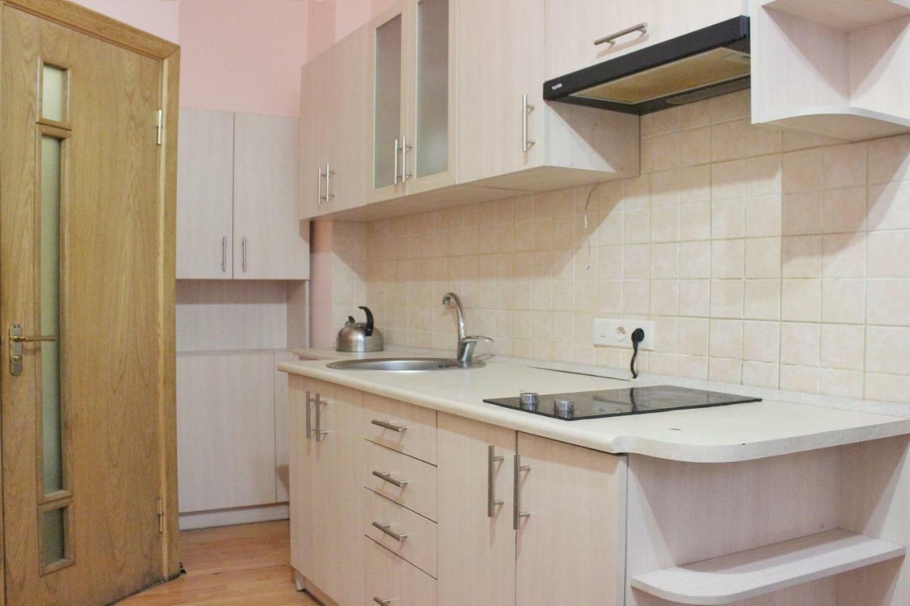 Квартира В Оренду По Вулиці Гавришкевича 10 Lviv Exteriör bild